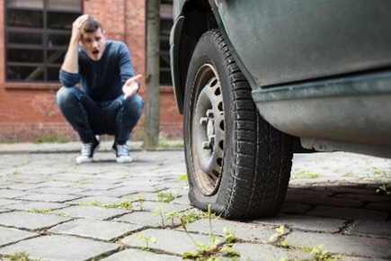 02-NOVEMBER-2024 - DRIVING WITH A FLAT TIRE